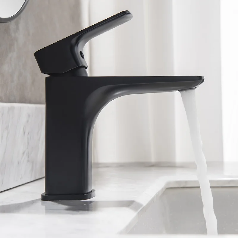 Matte Black Brass 8 in. Widespread 2-Handle Bathroom Faucet - 7'6" x 9'6"